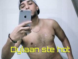 Dylaan_ste_hot