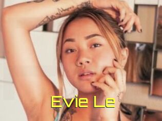 Evie_Le