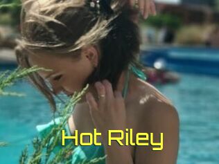 Hot_Riley