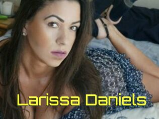 Larissa_Daniels