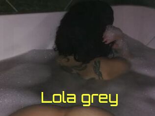 Lola_grey