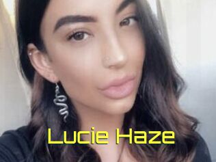 Lucie_Haze