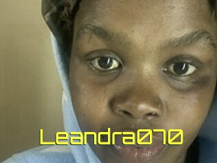 Leandra070