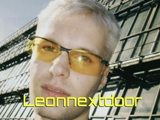 Leonnextdoor