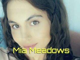 Mia_Meadows