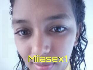 Miiasex1