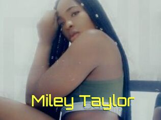 Miley_Taylor