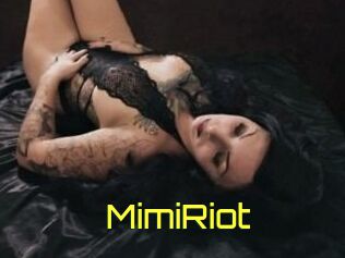 Mimi_Riot