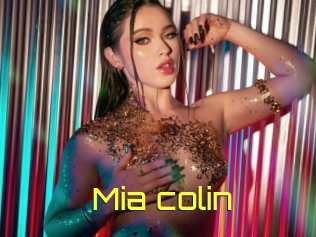 Mia_colin