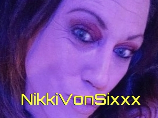 NikkiVonSixxx