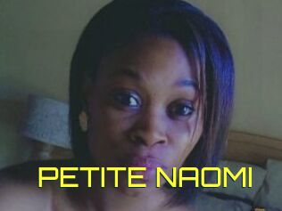 PETITE_NAOMI