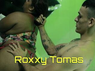 Roxxy_Tomas