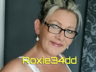 Roxie34dd