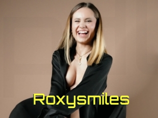 Roxysmiles