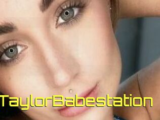 TiaTaylorBabestation