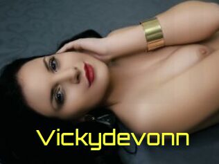 Vickydevonn